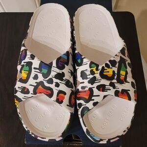 Cole Haan Findra Pool Slides, Printed Grafitti
